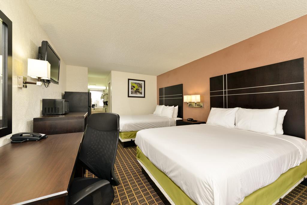 Quality Inn Gonzales Exteriör bild